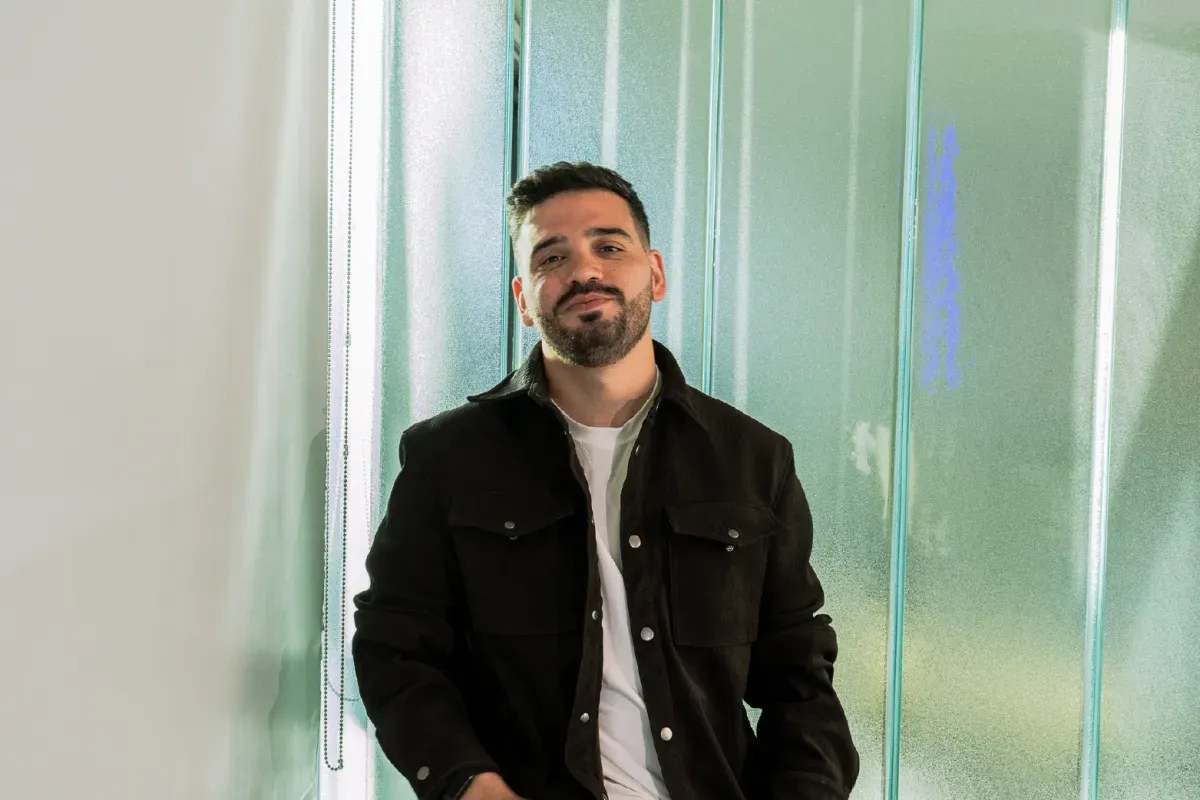 Portrait of Alejo Ruffino, founder of Localizr